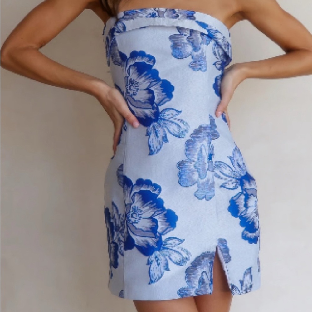 Hello Molly Blue Floral Strapless Mini Dress
